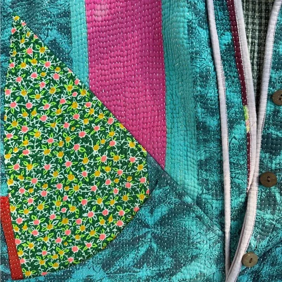 Namai: The Ladhiya Quilted Patchwork Kantha - Picture 9 of 13